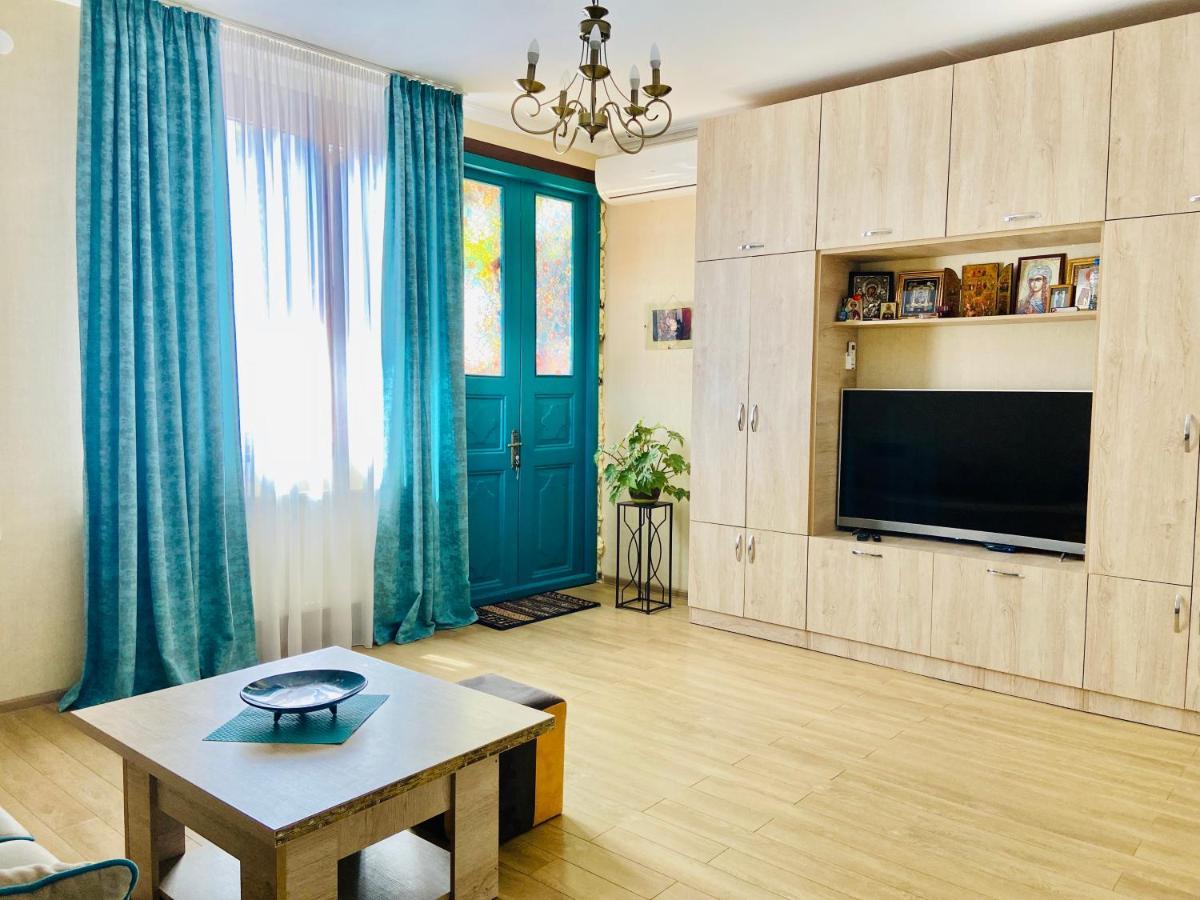 9 Borbalo Street With Terrace