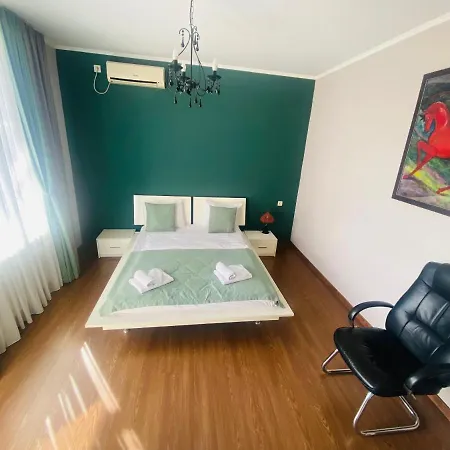 9 Borbalo Street Apartment With Terrace Тбілісі Екстер'єр фото
