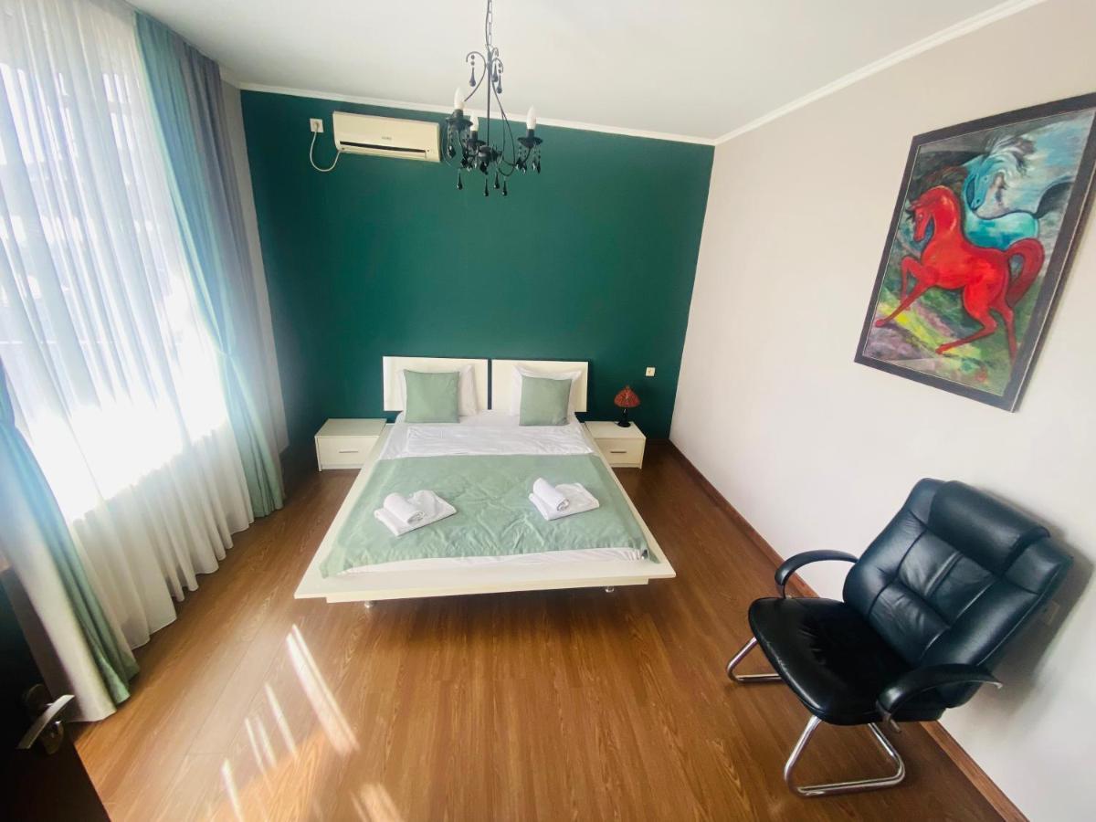 شقة 9 Borbalo Street With Terrace تبليسي