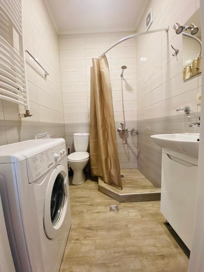 9 Borbalo Street With Terrace شقة