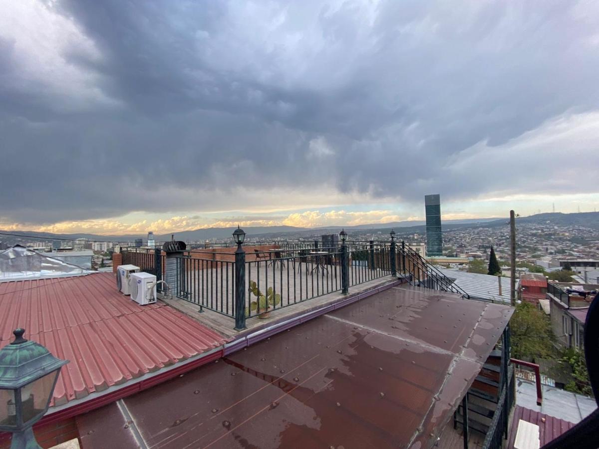 9 Borbalo Street With Terrace تبليسي